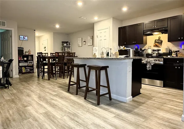 4th image of 8139 Vining St, Jacksonville, FL 32210 | MLS# GC540216