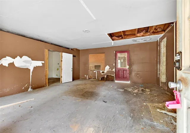 Photo 2 of Single family home for sale at 15176 NE 154th Lane, Fort Mc Coy, FL 32134 | MLS# OM724478 | Listing updated on 2026-09-25