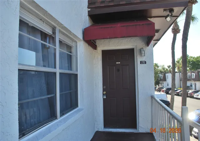 3rd image of 9201 Tudor Dr, TAMPA, FL 33615