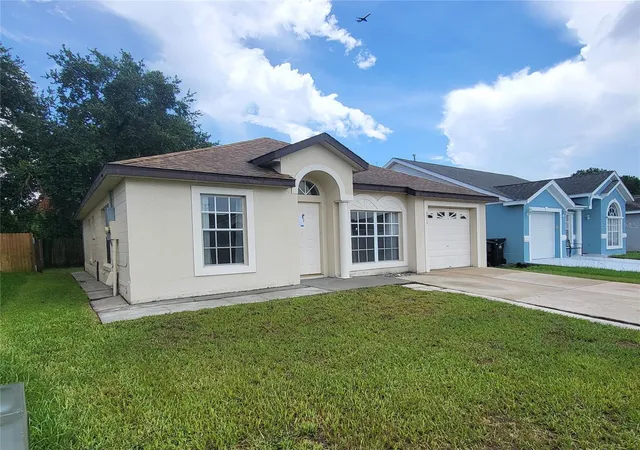Homes for sale in Orlando, FL | 6913 Long Needle Ct, Orlando, FL 32822 | MLS# O6406548
