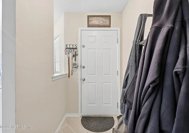 Photo 3 of Townhouse for sale at 10155 Brookwood Forest Blvd, Jacksonville, FL 32225 | MLS# O6406558 | Listing updated on 2026-07-17