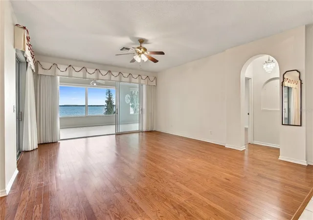 Photo 4 of Single family home for sale at 6274 Sailboat Ave, Tavares, FL 32778 | MLS# G5112173 | Listing updated on 2026-10-23