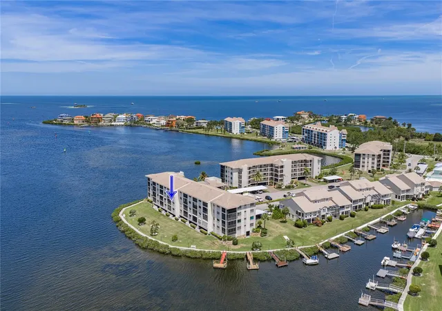 Photo 3 of Condo for sale at 8150 Brent St #725, Port Richey, FL 34668 | MLS# TB8507061 | Listing updated on 2026-09-30