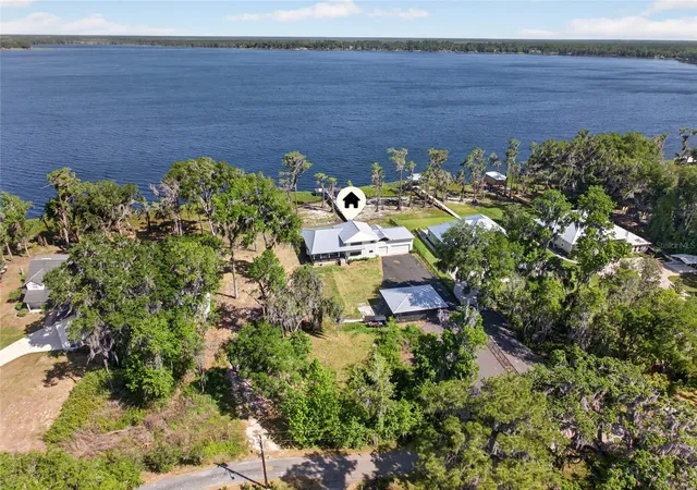3rd image of 2473 Se 30Th St, Melrose, FL 32666 | MLS# GC540217