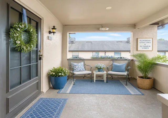 2nd image of 2415 Ne 7th St #8, Ocala, FL 34470 | MLS# OM724487