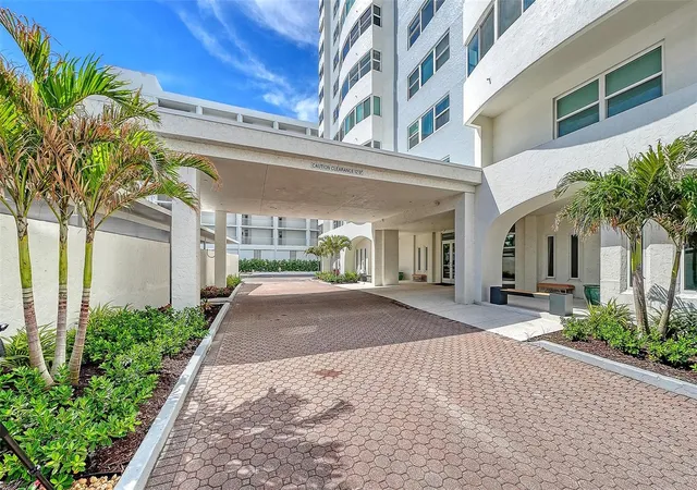 3rd image of 1750 Benjamin Franklin Dr #5F, Sarasota, FL 34236 | MLS# A4693130