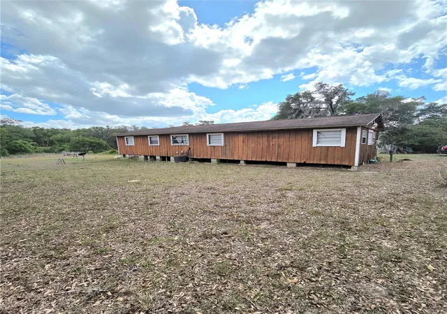 Photo 4 of Single family home for sale at 27440 Winchester Dr, Brooksville, FL 34602 | MLS# TB8507066 | Listing updated on 2026-08-11