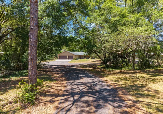Homes for sale in Chiefland, FL | 5190 Nw 90Th Ave, Chiefland, FL 32626 | MLS# W7885637