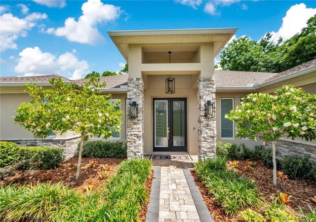 Photo 4 of Sale Pending at 1107 Palm Cvs Dr, Orlando, FL 32835 | MLS# O6406584 | Listing updated on 2026-09-01
