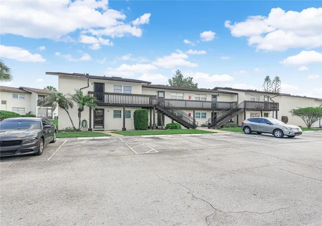16th image of 900 Avenue Z Se #D6, Winter Haven, FL 33880 | MLS# P4938685