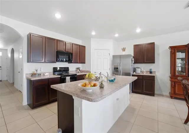 Photo 3 of Single family home for sale at 3422 Cancun Ct, Cape Coral, FL 33909 | MLS# C7525992 | Listing updated on 2026-07-11