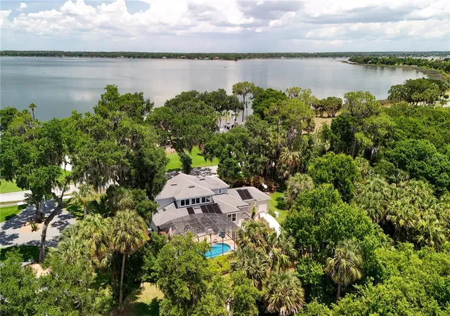 Photo 2 of Single family home for sale at 16948 Deer Is, Deer Island, FL 32778 | MLS# O6406612 | Listing updated on 2026-08-18