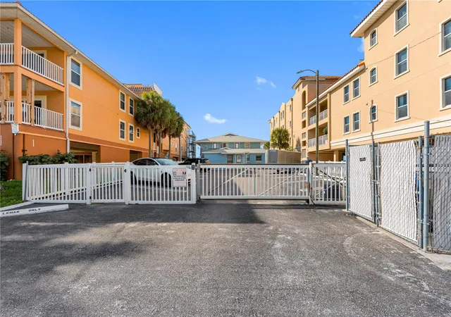 5th image of 614 Gulf Blvd, INDIAN ROCKS BEACH, FL 33785