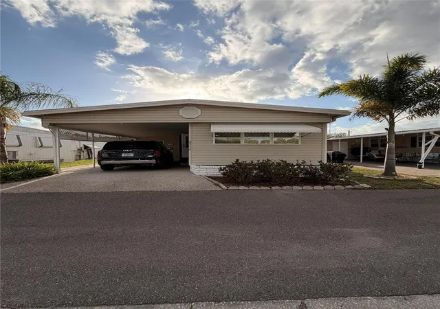 1st image of 2514 17th Street Ln W, Bradenton, FL 34205 | MLS# O6406615