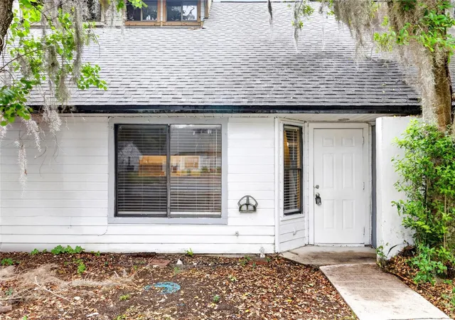 Homes for sale in Gainesville, FL | 2941 Sw 39th Ave, Gainesville, FL 32608 | MLS# GC540220