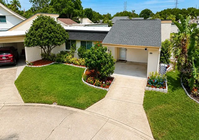 Homes for sale in Clearwater, FL | 2588 Forest Run Ct, Clearwater, FL 33761 | MLS# TB8507142