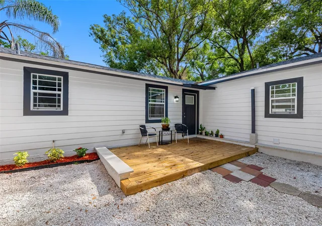 Photo 1 of Single family home for sale at 1208 E Chilkoot Ave, Tampa, FL 33612 | MLS# TB8507145 | Listing updated on 2026-09-10