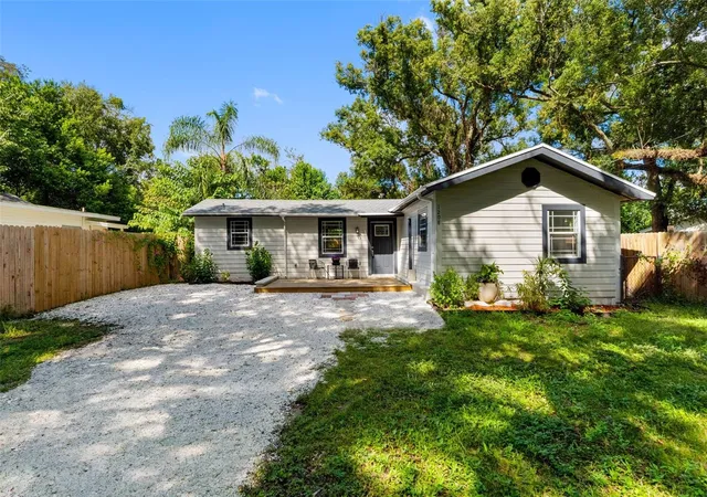 Photo 1 of Single family home for sale at 1208 E Chilkoot Ave, Tampa, FL 33612 | MLS# TB8507145 | Listing updated on 2026-10-20