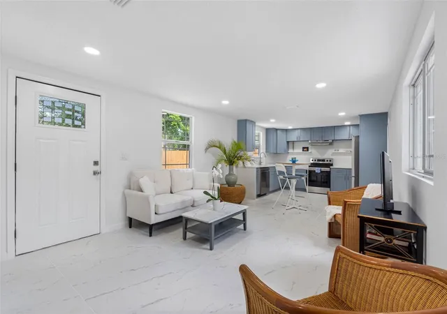 5th image of 1208 E Chilkoot Ave, Tampa, FL 33612 | MLS# TB8507145