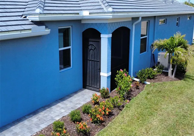 Homes for sale in Englewood, FL | 8125 Shore Lake Dr, Englewood, FL 34224 | MLS# N6144286