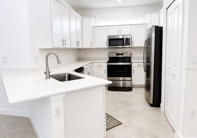 4th image of 8125 Shore Lake Dr, Englewood, FL 34224 | MLS# N6144286