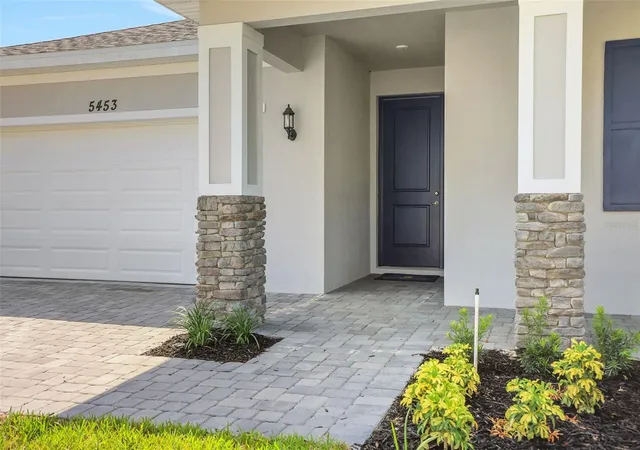 Photo 4 of Single family home for sale at 5453 NW Camberly Ct, Port St Lucie, FL 34987 | MLS# G5112184 | Listing updated on 2026-09-12