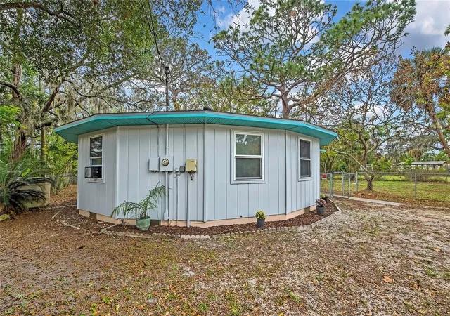 3rd image of 7830 Butler Ave, Hudson, FL 34667 | MLS# TB8507166