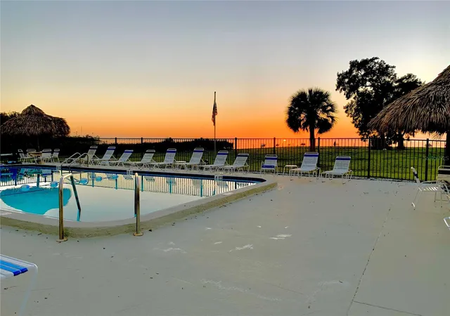Homes for sale in Tarpon Springs, FL | 505 Windrush Bay Dr, Tarpon Springs, FL 34689 | MLS# TB8507167