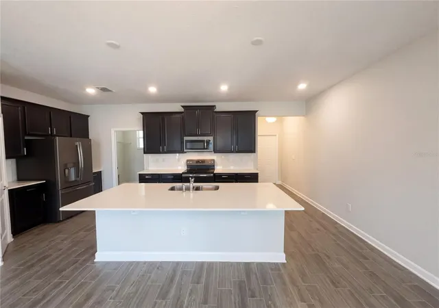 Photo 2 of Single family home for sale at 11072 Silver Surfer Aly, Winter Garden, FL 34787 | MLS# O6406656 | Listing updated on 2026-09-26