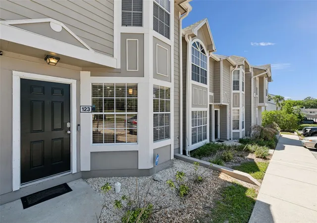 Photo 2 of Condo for sale at 505 Sun Ridge Pl #123, Altamonte Springs, FL 32714 | MLS# V4949015 | Listing updated on 2026-07-27