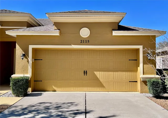 2nd image of 2115 Waseca Ln, Leesburg, FL 34748 | MLS# O6406665