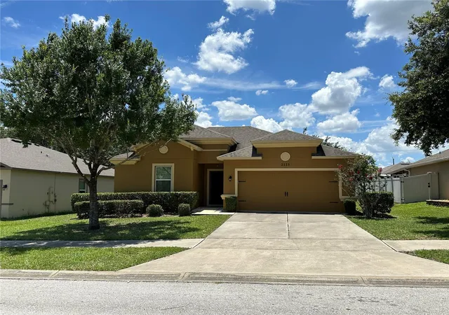 1st image of 2115 Waseca Ln, Leesburg, FL 34748 | MLS# O6406665