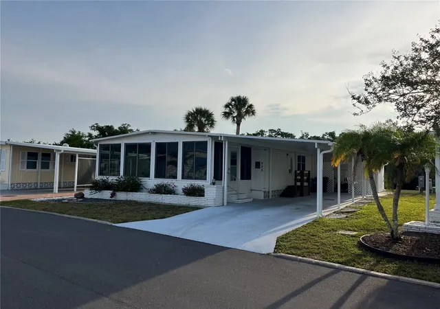 Photo 1 of Manufactured home for sale at 825 Jolanda Cir, Venice, FL 34285 | MLS# N6144289 | Listing updated on 2026-06-02