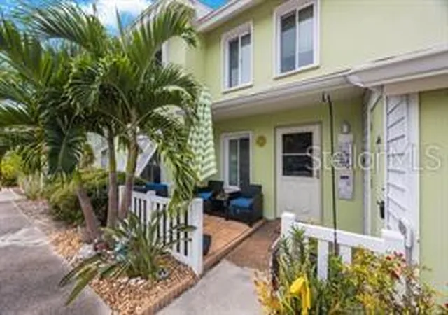 3rd image of 3595 41St Ln S #H, Saint Petersburg, FL 33711 | MLS# TB8507189