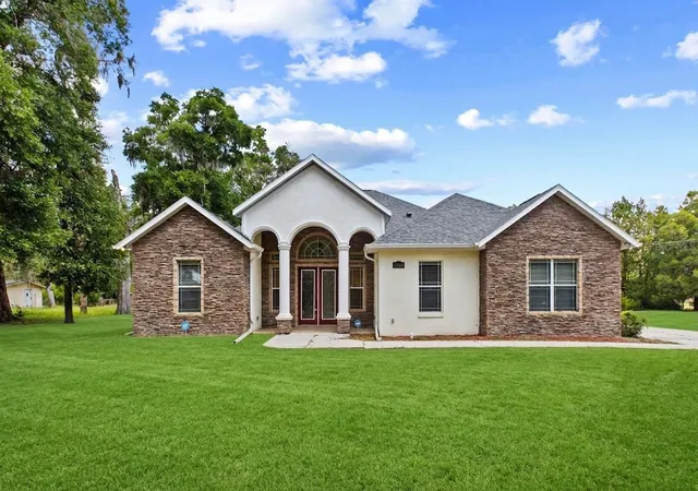 Homes for sale in Lecanto, FL | 3049 W Laurel St, Lecanto, FL 34461 | MLS# TB8507200