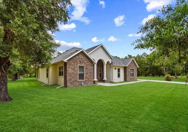 Homes for sale in Lecanto, FL | 3049 W Laurel St, Lecanto, FL 34461 | MLS# TB8507200