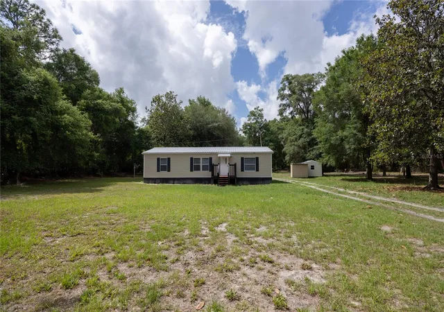 Homes for sale in Chiefland, FL | 4950 Sw 80Th St, Chiefland, FL 32626 | MLS# GC540229