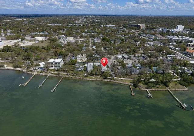 Homes for sale in Dunedin, FL | 1101 Victoria Dr, Dunedin, FL 34698