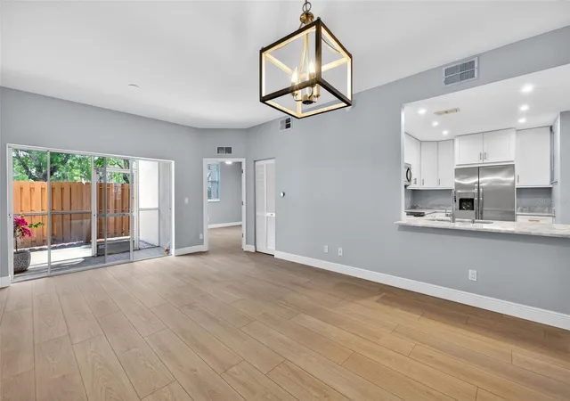 5th image of 4109 Bellasol Cir #1113, Fort Myers, FL 33916 | MLS# C7526008