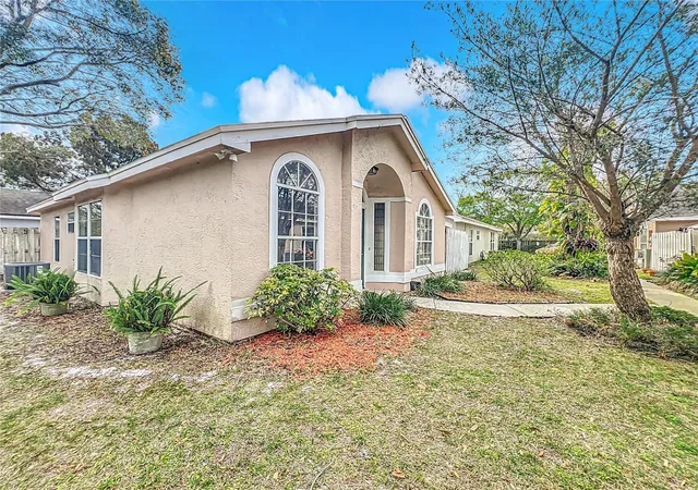 Homes for sale in Sanford, FL | 310 Sunvista Ct, Sanford, FL 32773 | MLS# O6406695