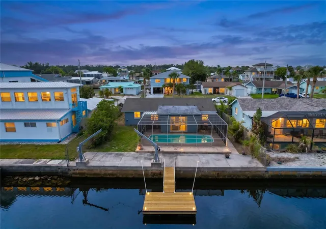 Photo 2 of Single family home for sale at 7513 Hatteras Dr, Hudson, FL 34667 | MLS# W7885662 | Listing updated on 2026-05-14