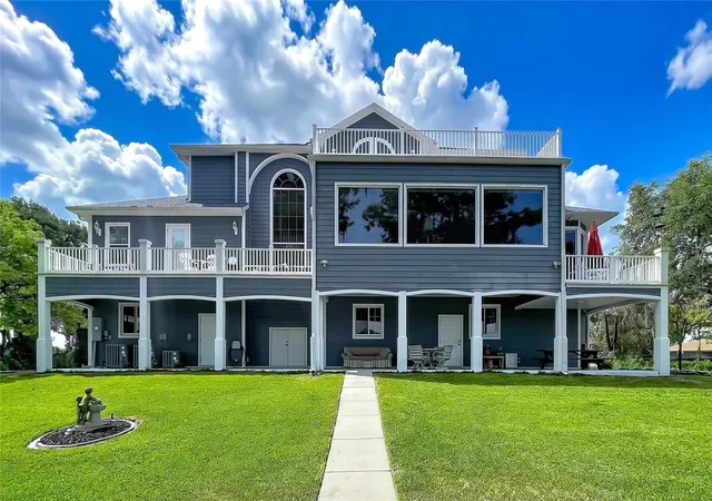 Photo 2 of Single family home for sale at 1360 S Waterview Dr, Inverness, FL 34450 | MLS# TB8507241 | Listing updated on 2026-08-19
