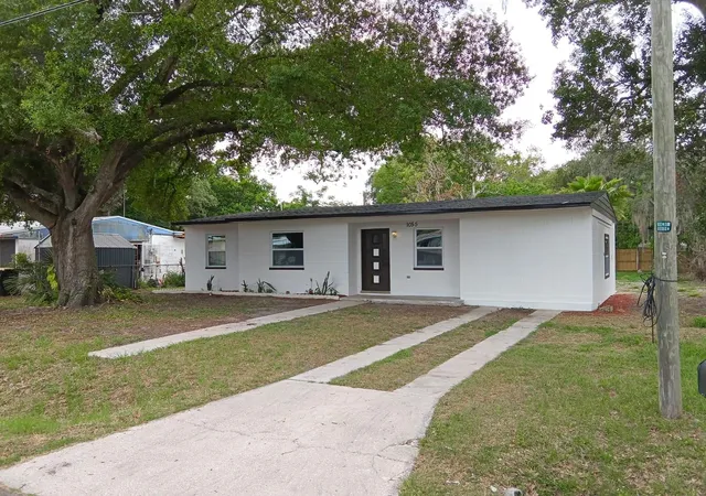 2nd image of 1055 30th St Nw, Winter Haven, FL 33881 | MLS# TB8507249