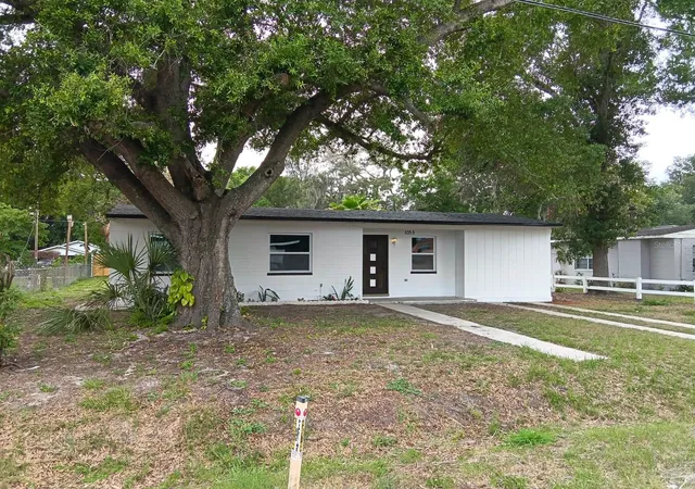3rd image of 1055 30Th St Nw, Winter Haven, FL 33881 | MLS# TB8507249