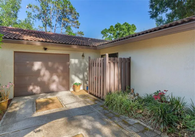 3rd image of 3446 Tarpon Woods Blvd, Palm Harbor, FL 34685 | MLS# TB8507253