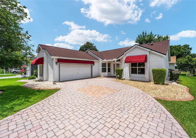 2nd image of 736 Cortez Ave, Lady Lake, FL 32159 | MLS# G5112203