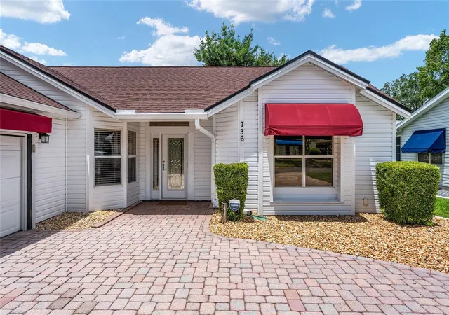 3rd image of 736 Cortez Ave, Lady Lake, FL 32159 | MLS# G5112203