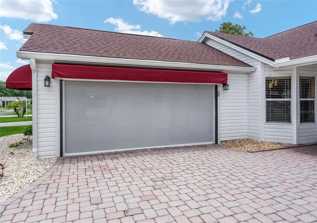 5th image of 736 Cortez Ave, Lady Lake, FL 32159 | MLS# G5112203