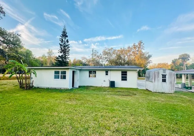 3rd image of 101 Ellison Ave, New Smyrna Beach, FL 32168 | MLS# A4693190