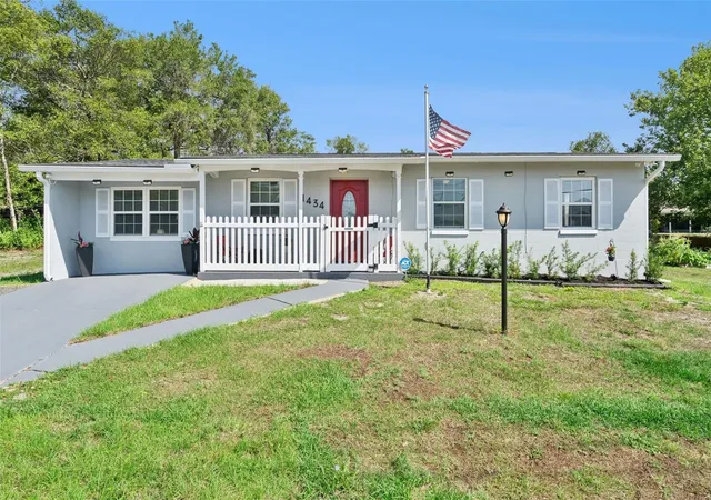 Homes for sale in Deltona, FL | 1434 Deltona Blvd, Deltona, FL 32725 | MLS# O6406745